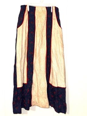 Chessa Davis 70s Prairie Floral Print Lace  Panel Maxi Skirt blue red cream